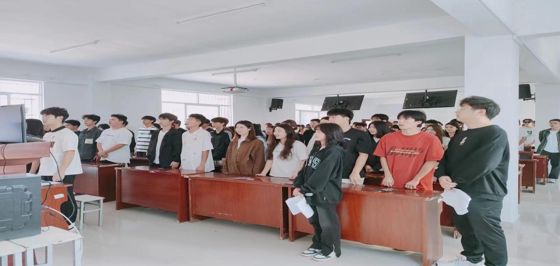 坚定不移跟党走，青春奋进新征程 ——best365官方网站登录入口第四期团课结业典礼暨入团仪式