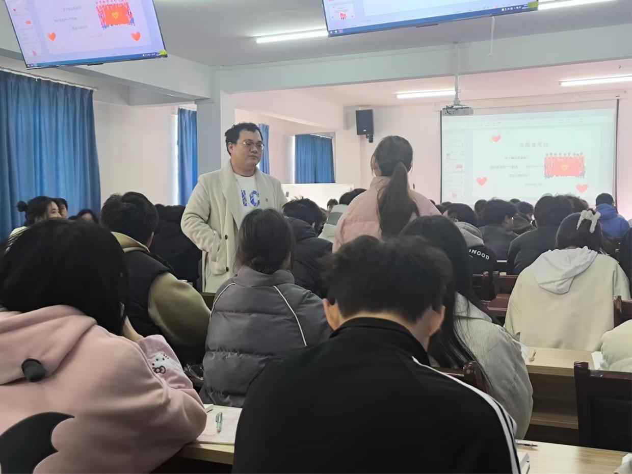 凝心聚力 励志笃行    —— 365官网2023年下半年团委、学生会干部培训顺利完成