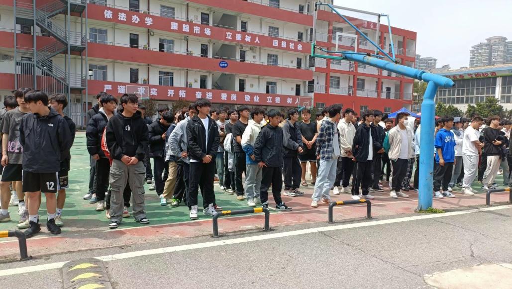 青春“篮”不住，热血不止步 —best365官方网站登录入口第十八届“希望杯”篮球赛闭幕