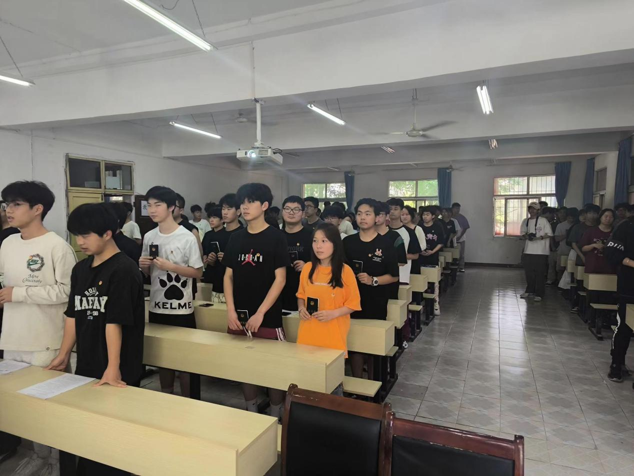 青春心向党，奋斗新征程 ——best365官方网站登录入口第五期团课结业典礼暨入团仪式