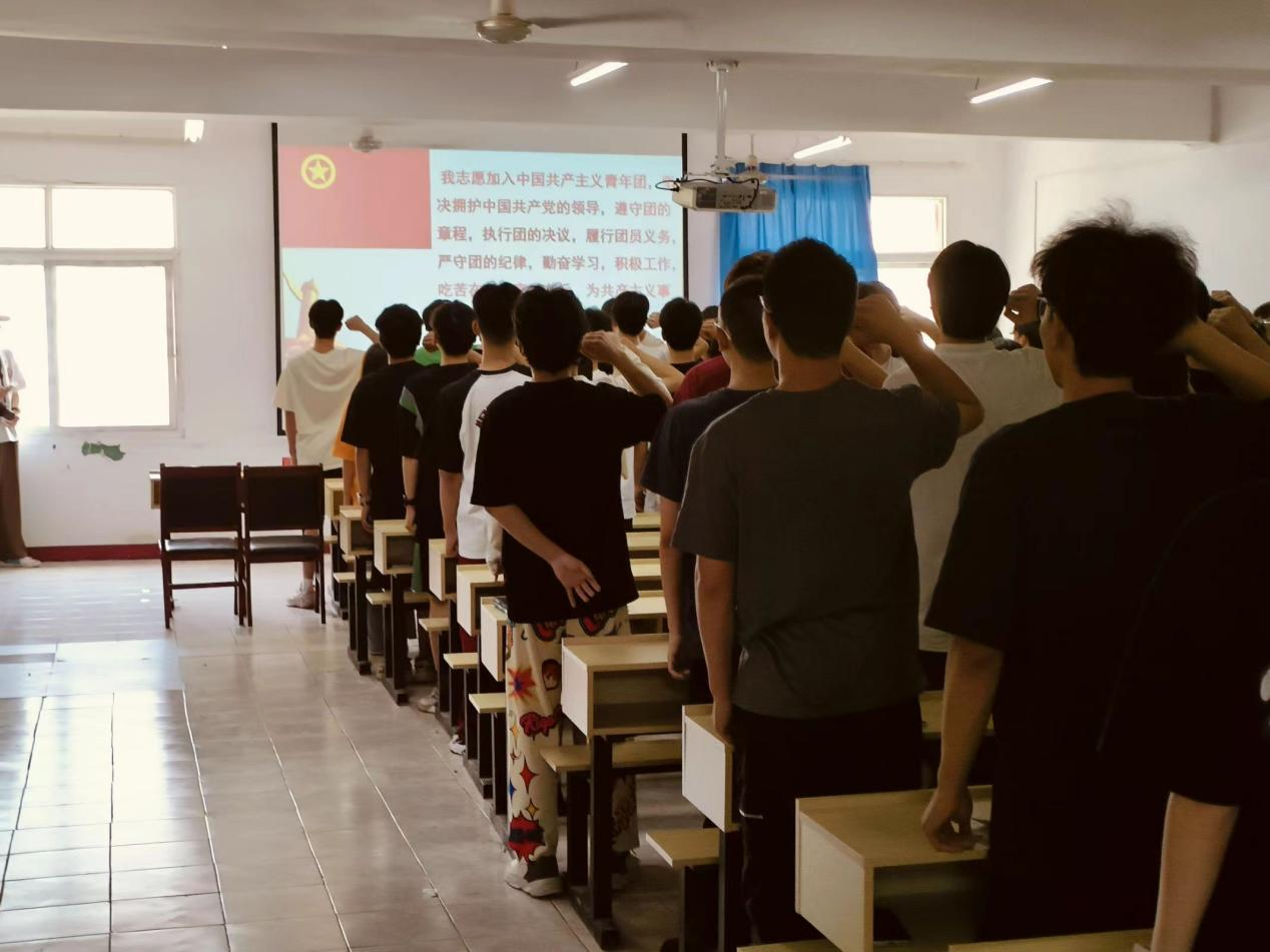 青春心向党，奋斗新征程 ——best365官方网站登录入口第五期团课结业典礼暨入团仪式