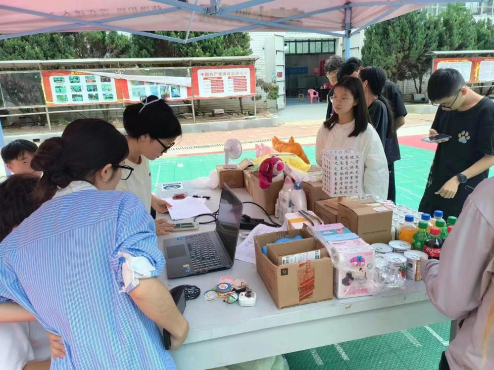 团簇星空,绽放芳华 ——best365官方网站登录入口第二届社团文化节 团簇星空,绽放芳华 ——best365官方网站登录入口第二届社团文化节