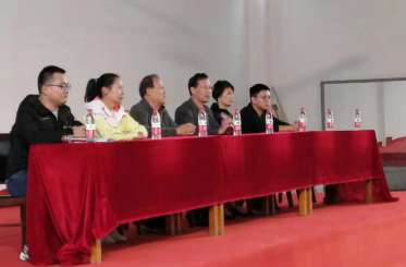 武昌区文明办领导莅临365官网 为军运会志愿者加油鼓劲 武昌区文明办领导莅临365官网 为军运会志愿者加油鼓劲
