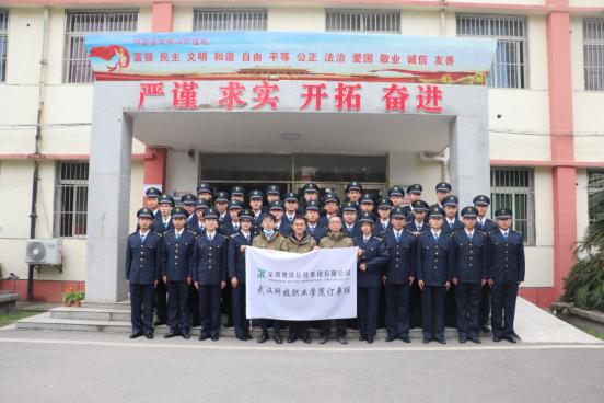 365官网举行2019级深圳地铁订单班开班仪式 365官网举行2019级深圳地铁订单班开班仪式