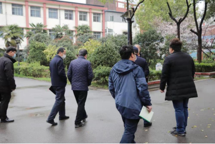洪山区领导干部莅临365官网开展联系“七个一”重点工作 洪山区领导干部莅临365官网开展联系“七个一”重点工作