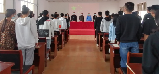 365官网举行第32期业余党校开班仪式